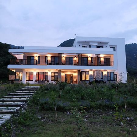 Moonlit Seaview Homestay Donghe Esterno foto