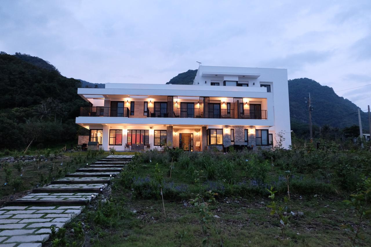 Moonlit Seaview Homestay Donghe Esterno foto